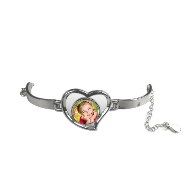 Bracciale rigido a cuore personalizzato