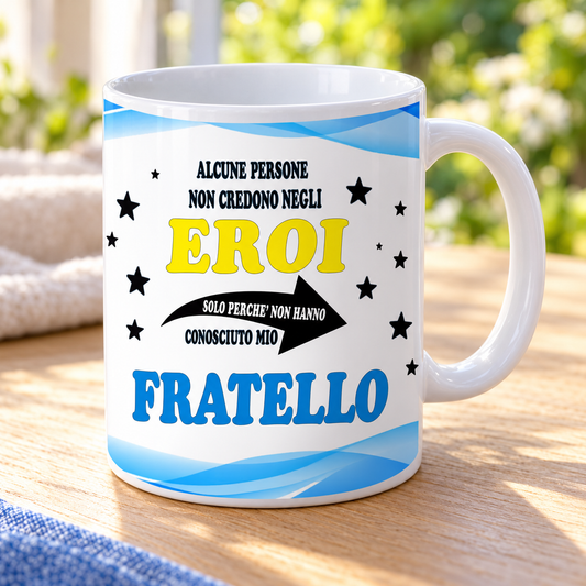 Tazza fratello Eroi — nuova foto ambientata, grafica e dedica del modello conservate