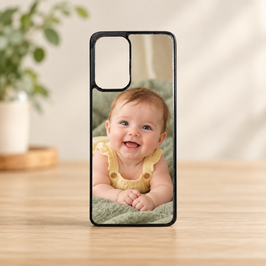 Cover Samsung A53 (5G) – nuova ambientazione illustrativa con esempio di personalizzazione Manà Gadget