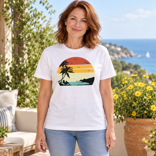 T-Shirt ''Vintage sunset'' – ambientazione illustrativa Manà Gadget